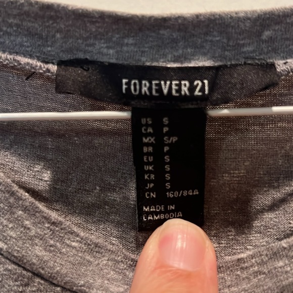 Forever 21 blouse, excellent condition, size small - Picture 4 of 5